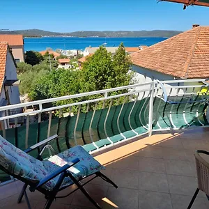 Apartman Gotovina, Biograd Na Moru